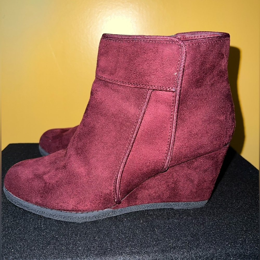 Women's Burgundy Suede Ankle Boots
